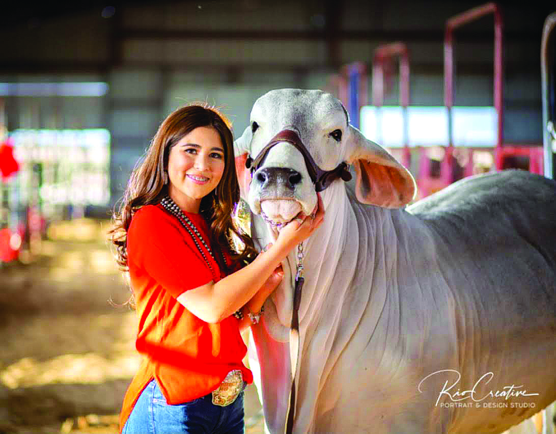 la-joya-high-school-s-kaylee-silva-named-queen-citrianna-the-84th